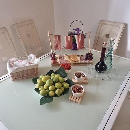 Appartamento Apartman Dana Spalato Esterno foto