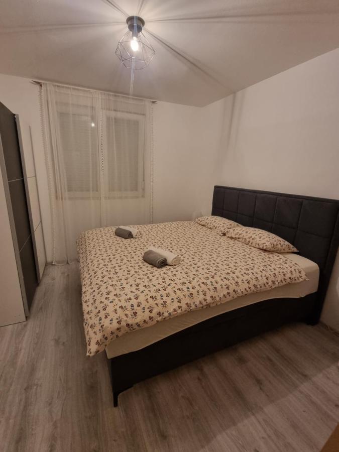 Appartamento Apartman Dana Spalato Esterno foto
